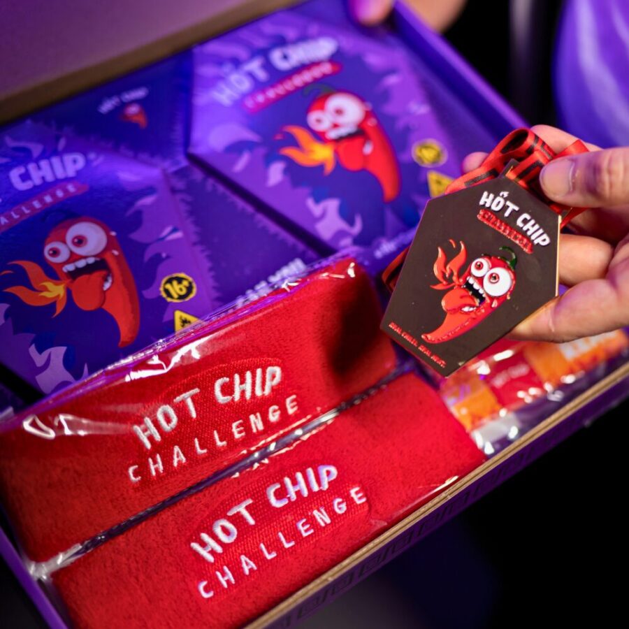 DUEL CHALLENGE BOX - DOUBLE TROUBLE 1 DUEL CHALLENGE BOX - DOUBLE TROUBLE